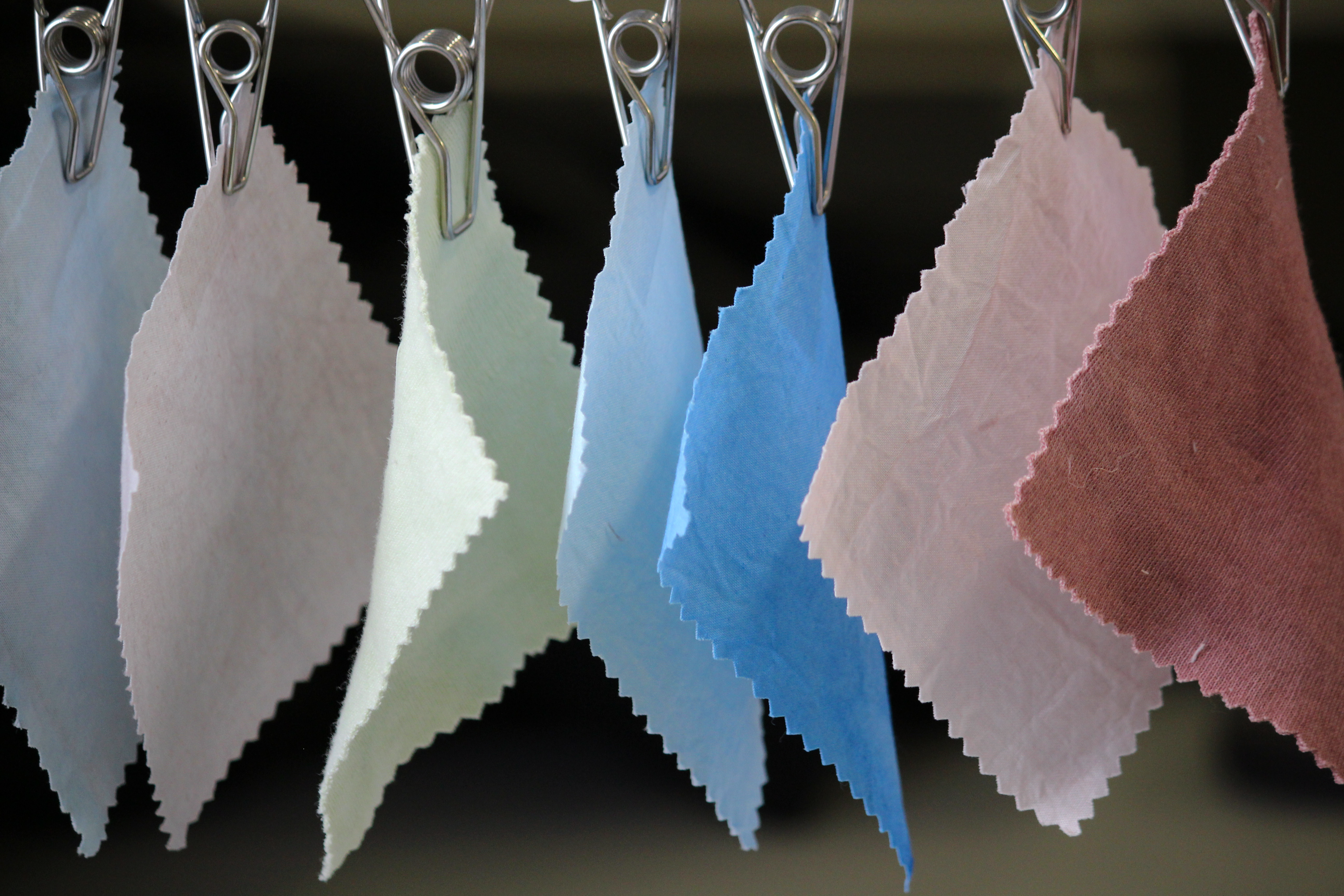Brilliant Dyes colour swatches