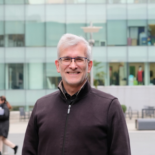 Prof. Klaus Hellgardt